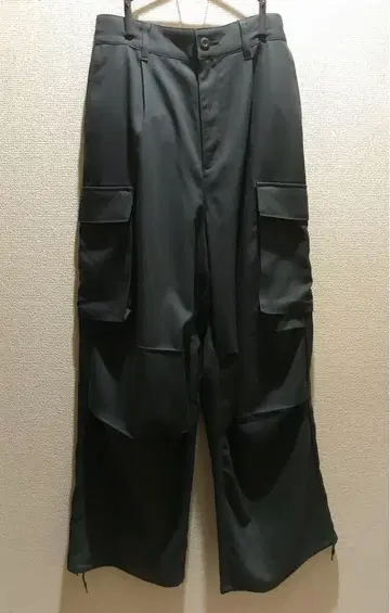 가면라이더 가브 비터가브 착용 모델 카고 팬츠 의상