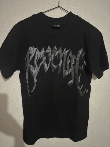 Juice WRLD x Revenge 콜라보 T셔츠