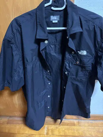 THE NORTH FACE 블랙 반팔 셔츠 L