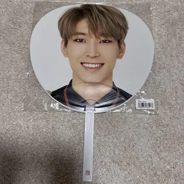 SEVENTEEN 원우 SVT 2018 부채