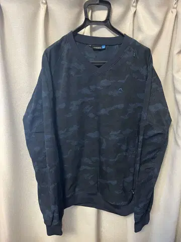 J.LINDEBERG 다크 카모플라쥬 V넥 트레이닝복