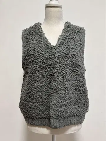 A1208 INessence 인에센스 컬리 퍼 베스트