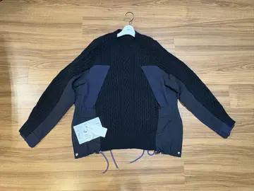 sacai 홍콩 한정판 밀리터리 도킹 케이블 니트 풀오버