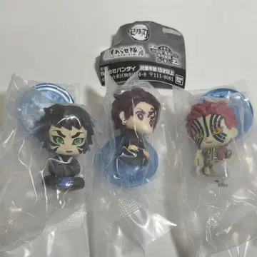 가챠 귀멸의 칼날 앉아있는 대원 카마도 탄지로 아카자 카이가쿠