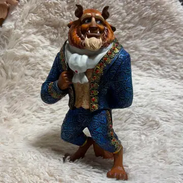 enesco 디즈니 쇼케이스 비스트 미녀와 야수 피규어