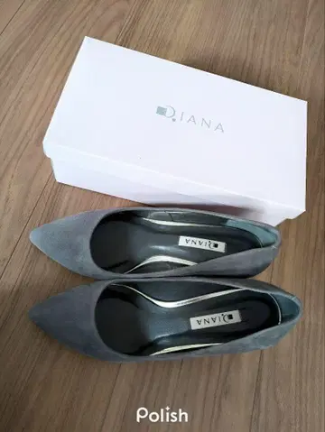 새상품 DIANA 그레이 스틸레토 펌프스