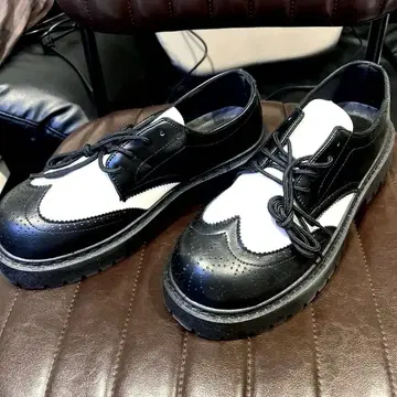 통굽 블랙 화이트 옥스퍼드 신발