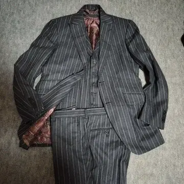 켄트 앤 카웬 쓰리피스 수트 이세탄 빔즈F 영국