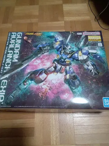GUNDAM AVALANCHE EXIA 1/100