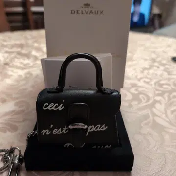 Delvaux 미니 백 모양 키링 블랙