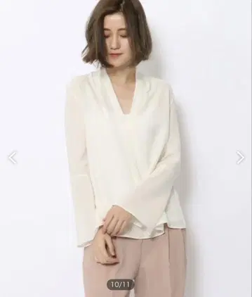 [ 새상품급 ] Ballsey 시어 트윌 플레어 슬리브 블라우스 36