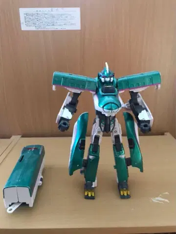 신카리온 E5 하야부사 합체 로봇 완구