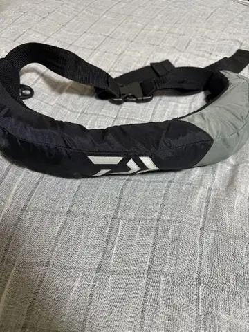 다이와 DF-2709 자동 팽창식 구명 조끼 벚꽃 마크