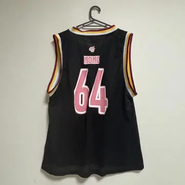 TWICE MOMO 유니폼 모모