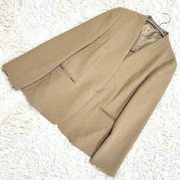 앵커우먼 베이지 노카라 재킷 백 소매 슬릿 L 사이즈