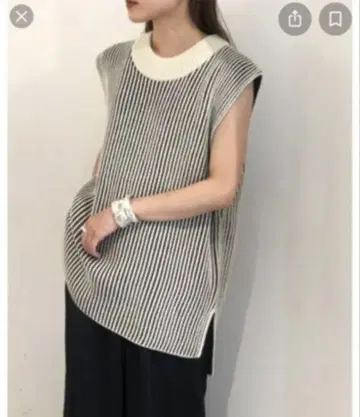투데이풀 스트라이프 니트 베스트