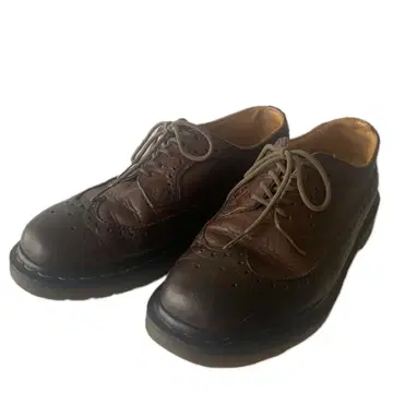 Dr.Martens 윙팁 브라운 5홀 로우 24cm UK5