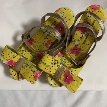 TSUMORI CHISATO 샌들