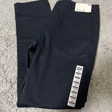 유니클로 UNIQLO 슬림핏 치노 택 포함 미사용 새상품 허리 82