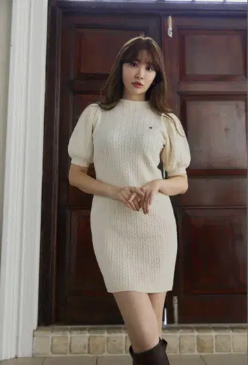 Her lip to Puff Sleeve Cable Knit Dress