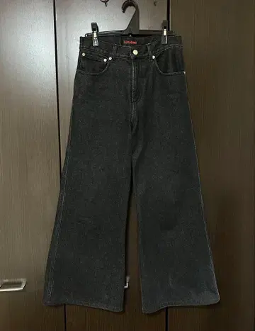 LUUDAN 플레어 데님 블랙