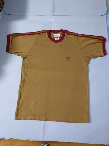 adidas 반팔 T셔츠 브라운 와인 레드