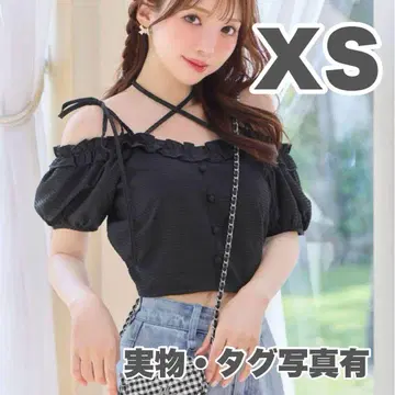 미셸 마카롱 프릴 오프숄더 블라우스 블랙 완판템 XS