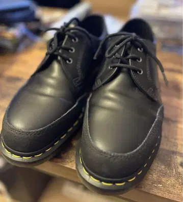 닥터마틴 블랙 가죽 드레스 신발