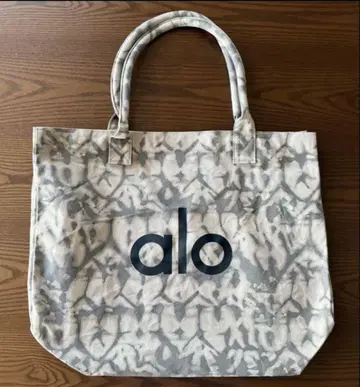 Alo Yoga 토트백