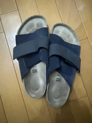 BIRKENSTOCK 네이비 샌들 41 사이즈