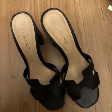 CARRANO 블랙 하이힐 샌들 36
