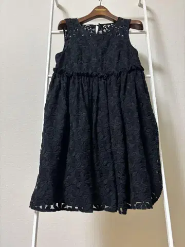 마츠다 세이코 씨 착용 JILL STUART 원피스