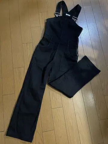 abc LULU 블랙 살로펫