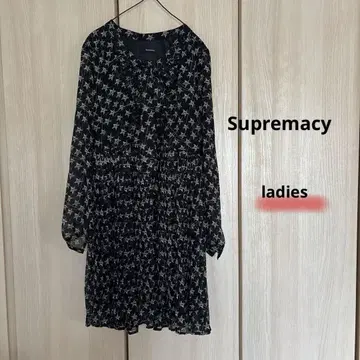 Supremacy 별 패턴 긴팔 원피스