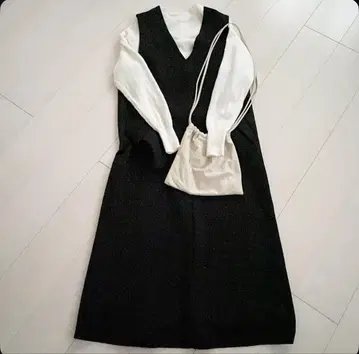 한 장으로 멋스러운 고급 릴랙시 스타일. 포켓 달린 원피스 코디