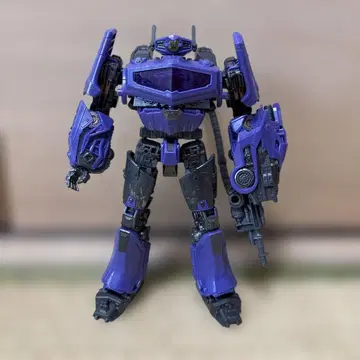 트랜스포머 쇼크웨이브 스튜디오 시리즈 범블비