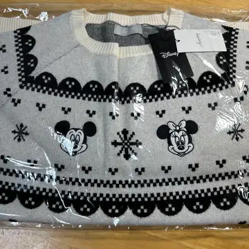 areeam 스웨터 미키 미니 미키미니 노르딕 블랙