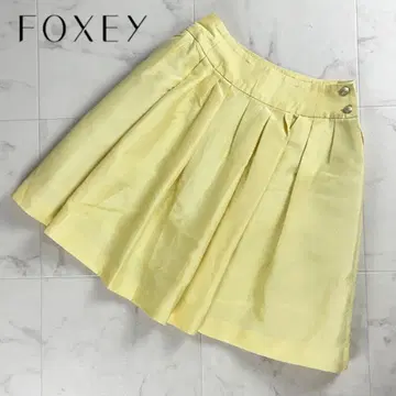 FOXEY 턱 플레어 스커트 옐로우 컬러 사이즈 38*RC1541