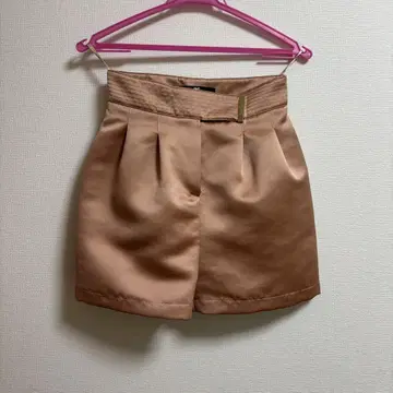 ELISABETTA FRANCHI 베이지 숏팬츠 38
