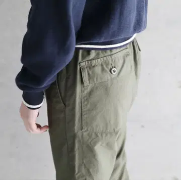 TRAVAIL MANUEL 백 새틴 퍼티그 팬츠 M
