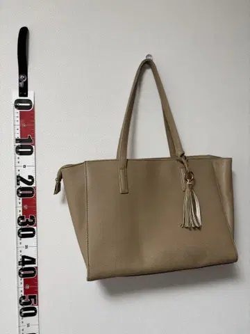 Cecil McBee 베이지 숄더백