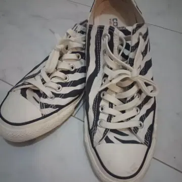컨버스 제브라 로우컷 스니커즈 27.5 CONVERSE