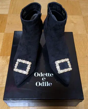 오데트 에 오딜 펄 숏부츠 블랙