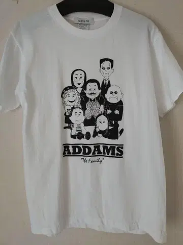 PEANUTS 아담스 패밀리 T셔츠 estelle