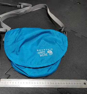 MOUNTAIN HARDWEAR 애프터식스 파우치