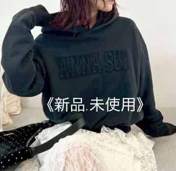[ LILY BROWN x ANNA SUI ] 로고 후디