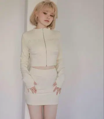 andmary 제니 로고 세트업
