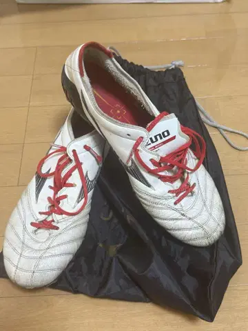 미즈노 모렐리아 네오 축구화 화이트/레드