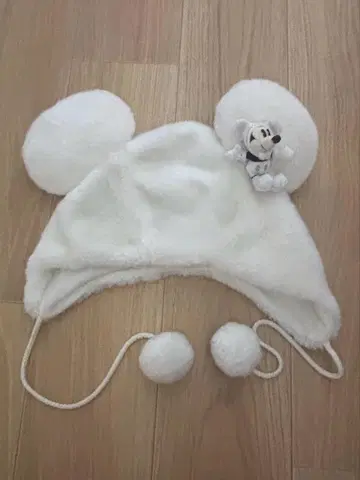 미키마우스 귀달린 모자 화이트