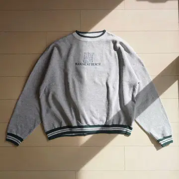 90s HAZEL WOODS 맨투맨 미국제